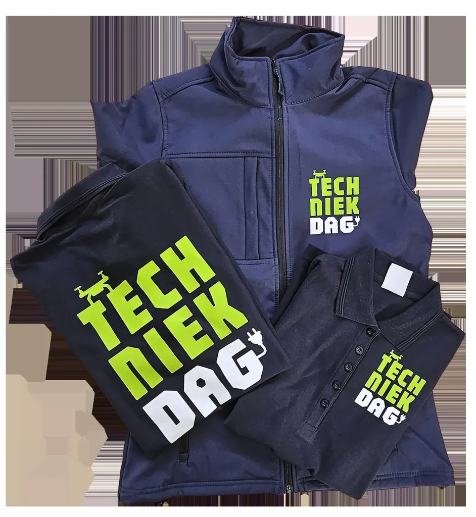 Donkerblauwe kleding met de opdruk Techniekdag